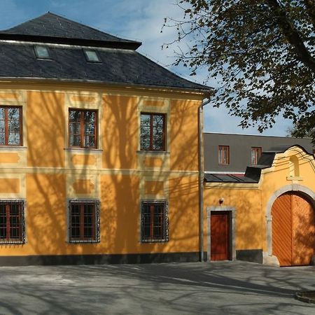 Fara Rancirov Hotell Jihlava Eksteriør bilde